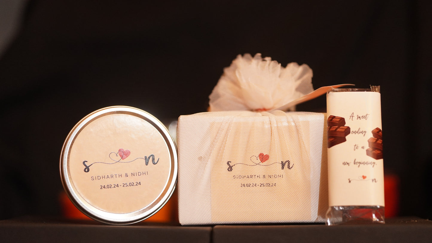 3oz Tin Candle + Chocolate Bar - Perfect Return Gifts !