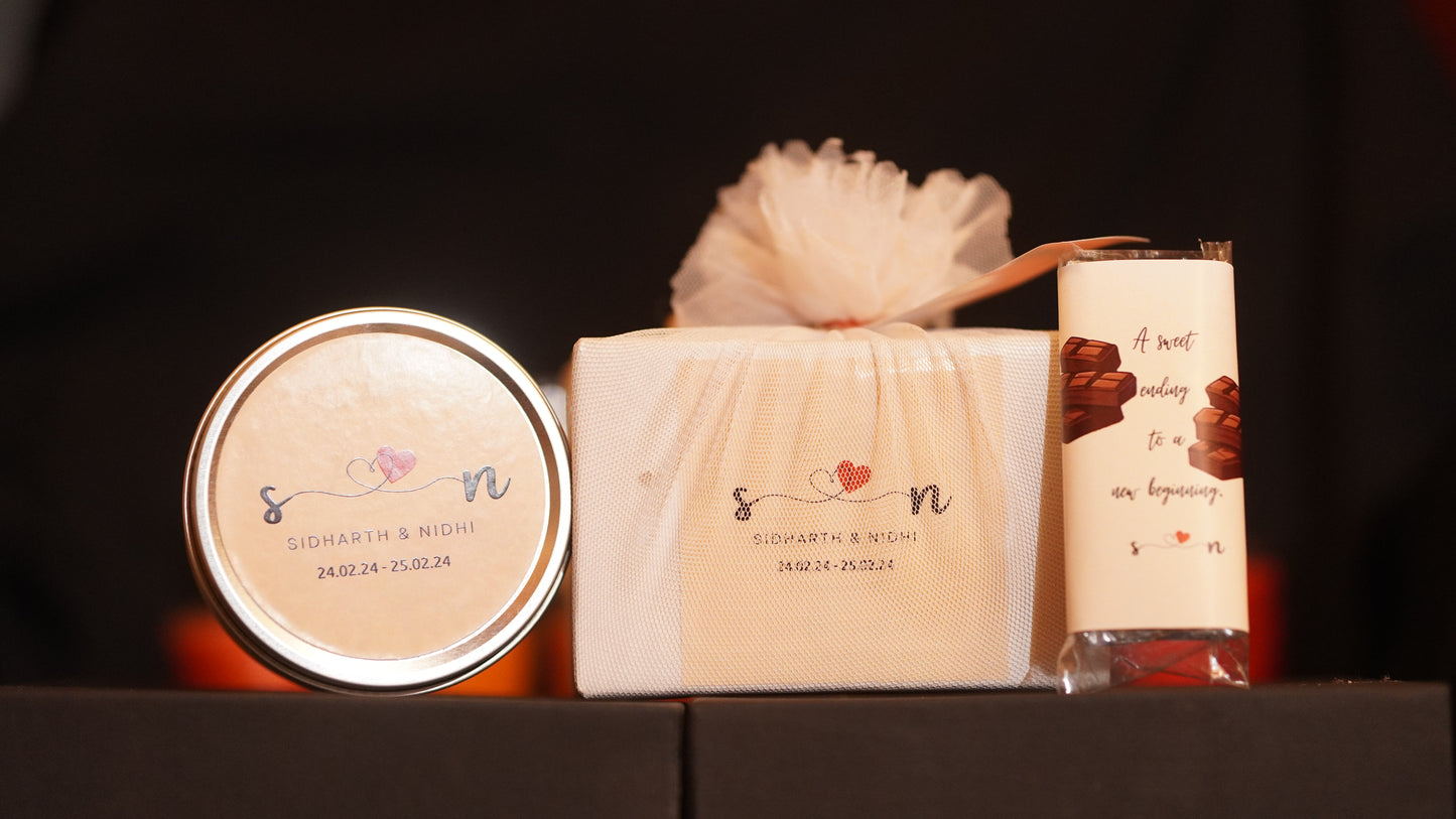 3oz Tin Candle + Chocolate Bar - Perfect Return Gifts !