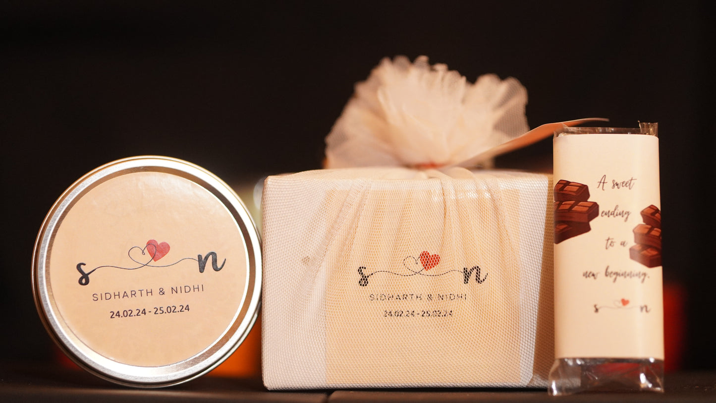 3oz Tin Candle + Chocolate Bar - Perfect Return Gifts !