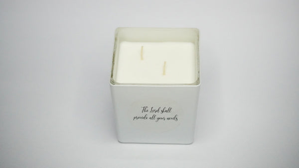 SCENTED CANDLE