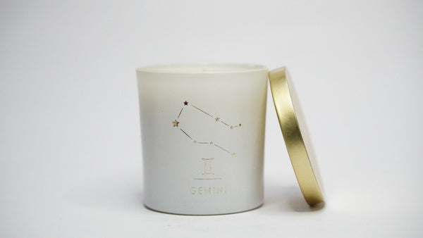 SCENTED CANDLE