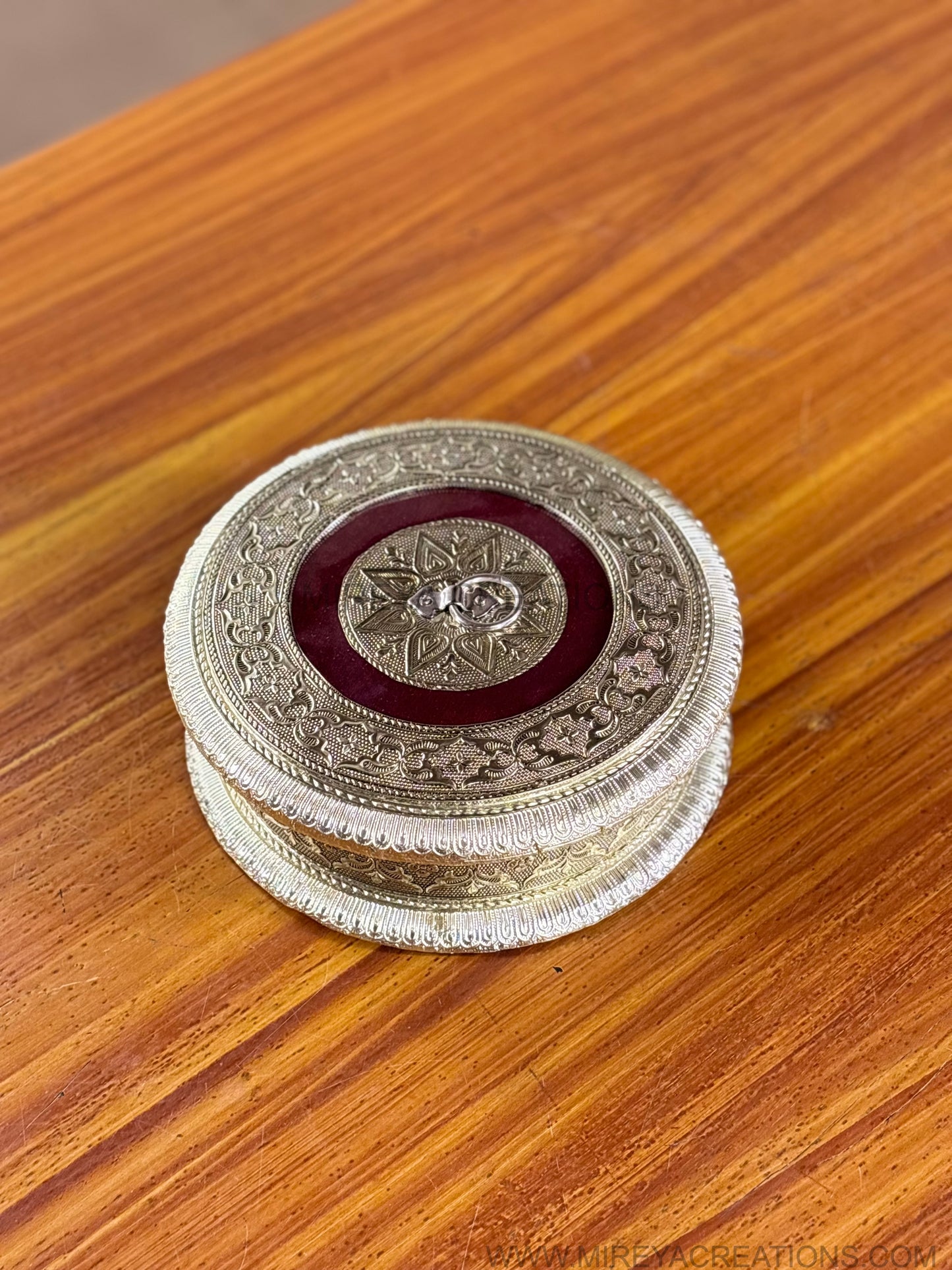 German Silver Decorative Round Box Return Gift | Traditional Silver Box Under ₹500 | Wedding & Housewarming Favor