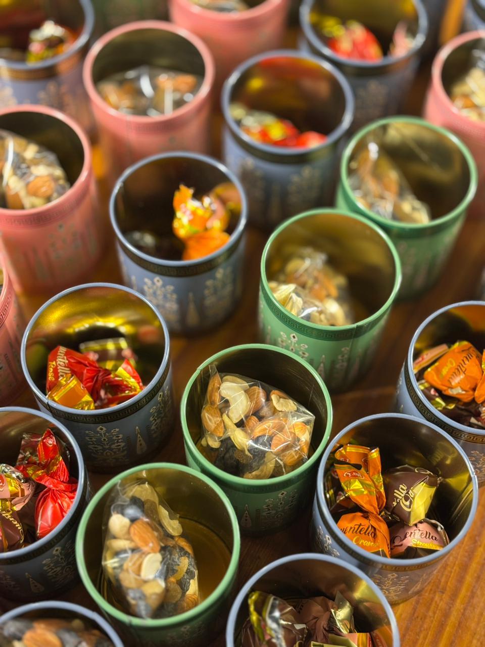 Airtight Container Set With Nuts & Chocolates Return Gift | Printed Container Gift Combo | Wedding & Housewarming Favor Under ₹300