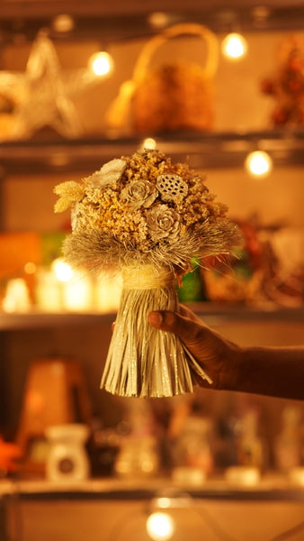 Dry flower bouquet