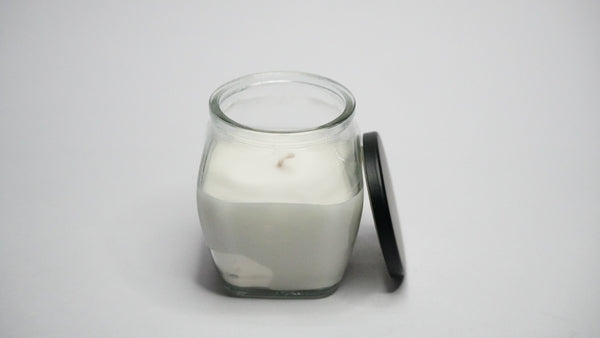 SCENTED CANDLE