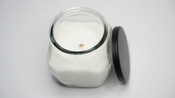 SCENTED CANDLE