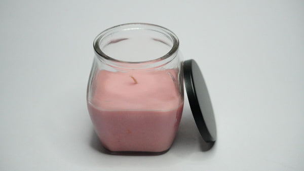 SCENTED CANDLE