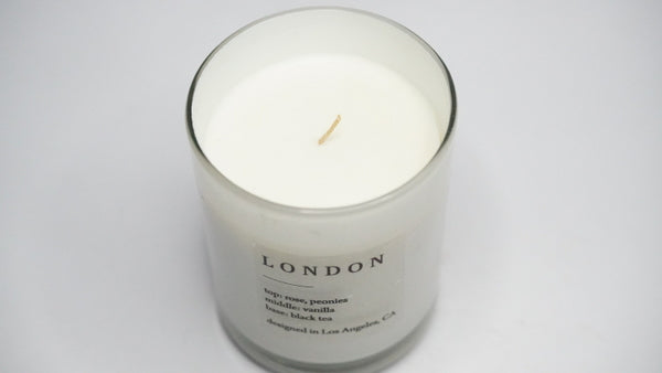 SCENTED CANDLE